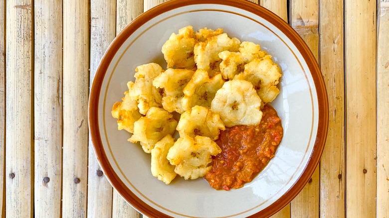 Tostones fried green plantains 