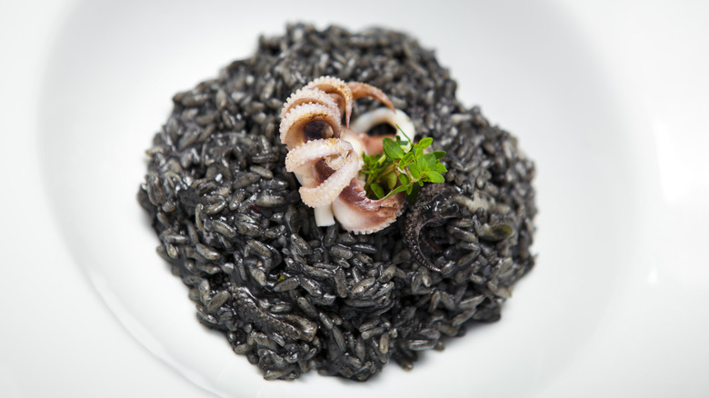 Squid ink rice