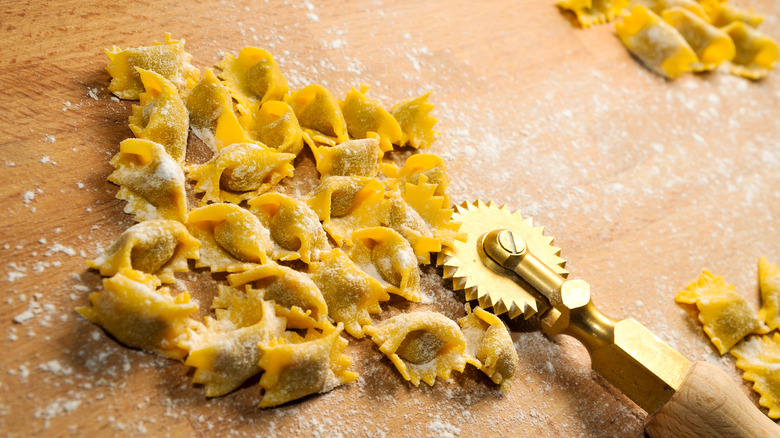 bunch of agnolotti