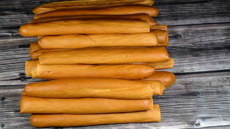 bunch of breadsticks