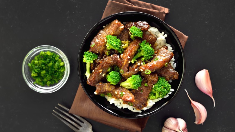 broccoli and beef stir fry