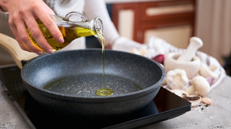 Hot pan with oil 