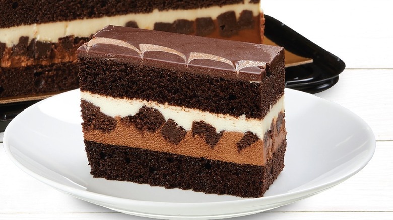 Costco tuxedo cake slice