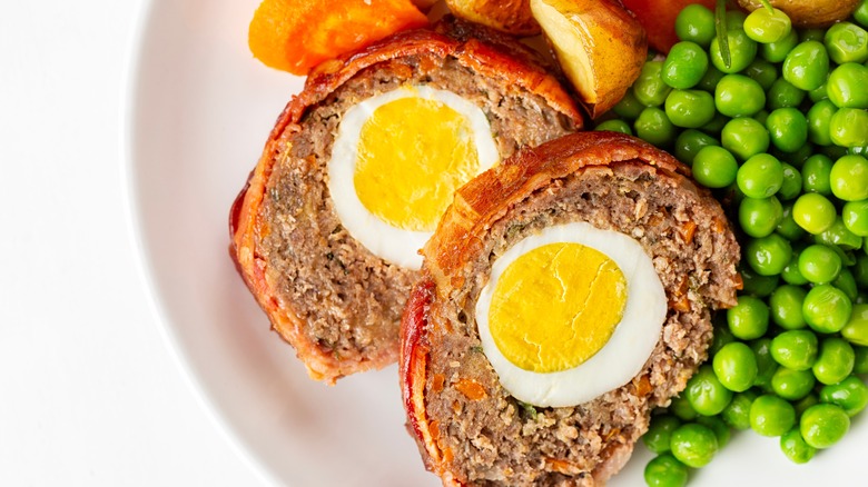 Meatloaf slices with egg