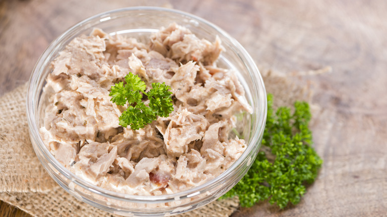 bowl of tuna salad 