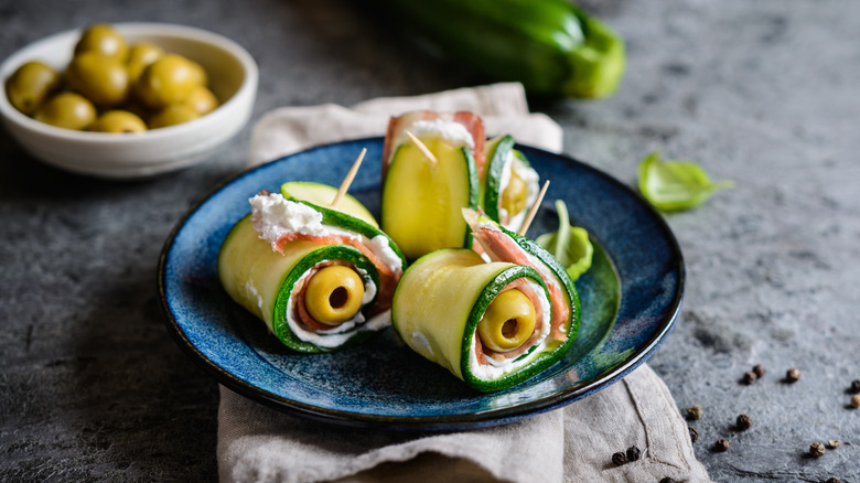 Zucchini rolls on plate