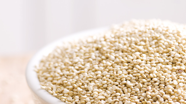Bowl of uncooked quinoa