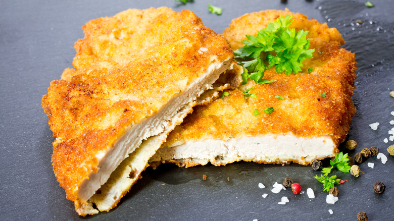 Breaded chicken cutlets