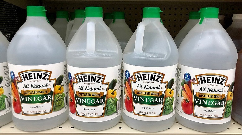 Heinz distilled white vinegar  