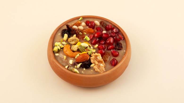 bowl of anoush abour