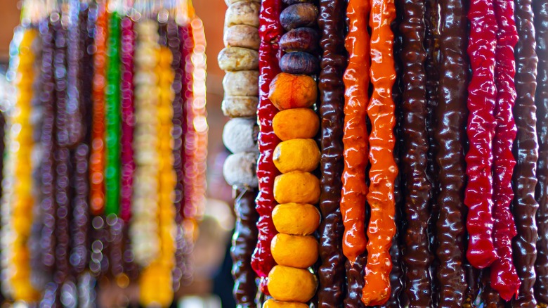 strands of dried fruit snacks