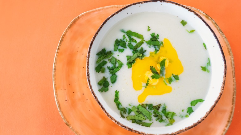 bowl of spas yogurt soup 