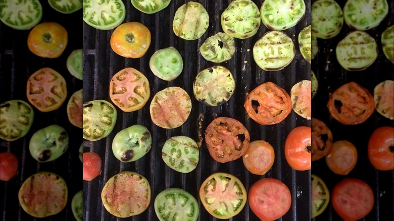 Green tomatoes on grill