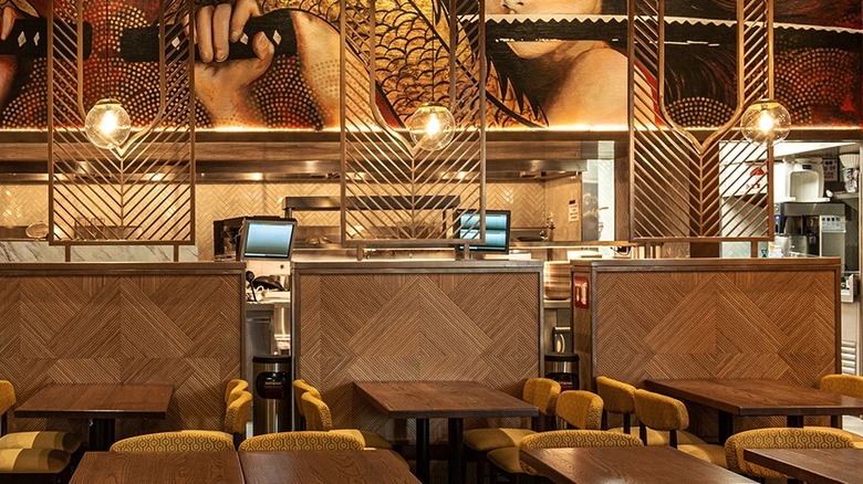 P.F. Chang's restaurant interior