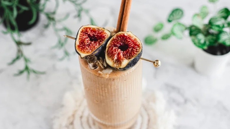 Smoothie in glass with fig 