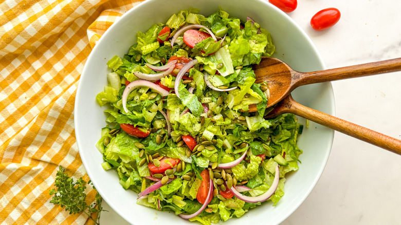 Everyday Salad With Herby Lemon Vinaigrette