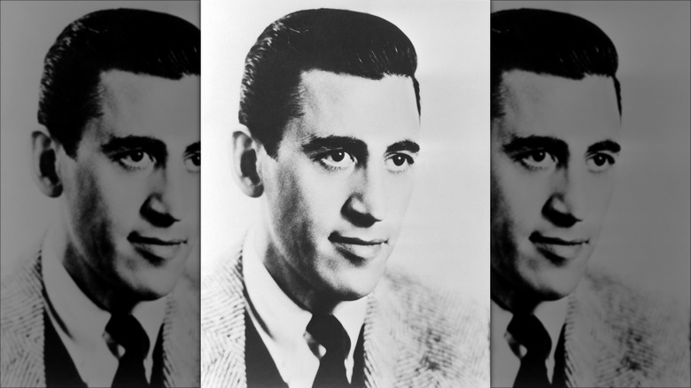 Black and white head shot portrait of JD Salinger