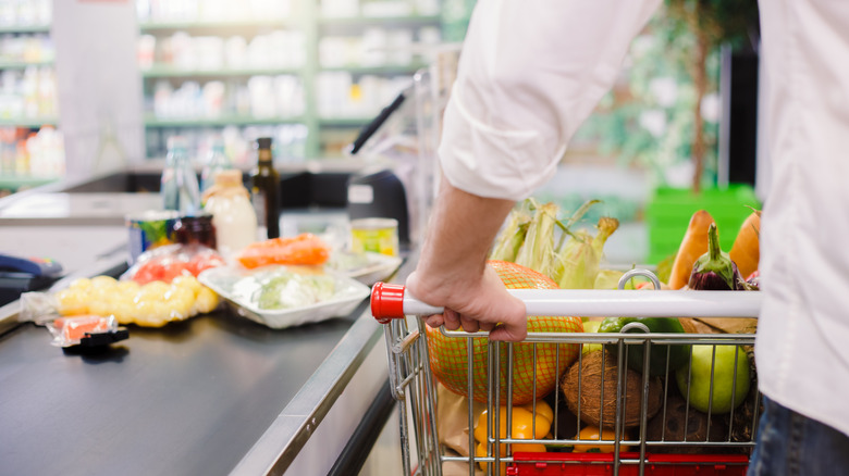 Grocery store checkout