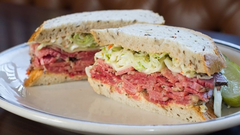 pastrami sandwich at Langer's