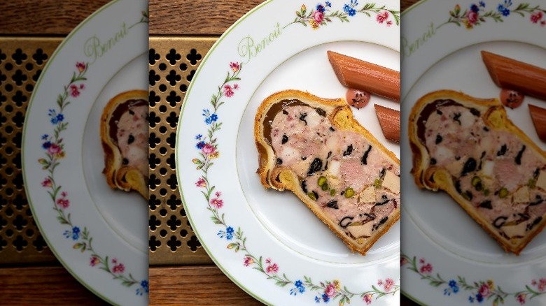 sweetbread on floral plate