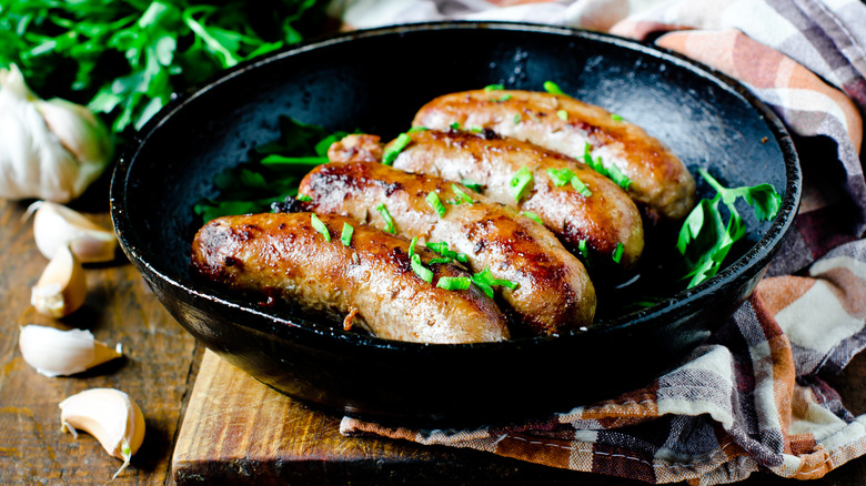 sausages in pan