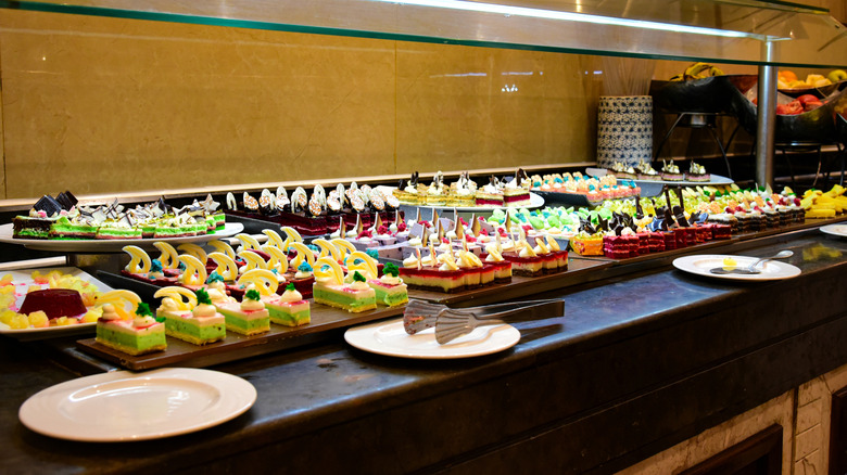 A range of buffet desserts