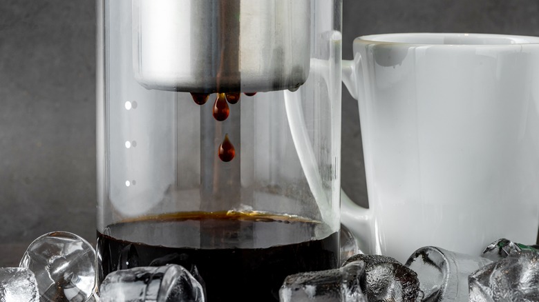 Cold brew drip tower