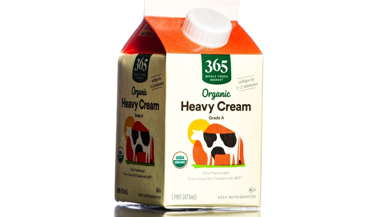 Whole Foods heavy cream container