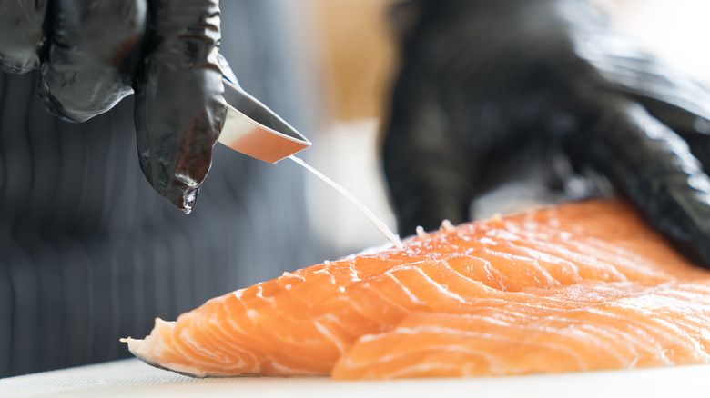 deboning salmon fillet