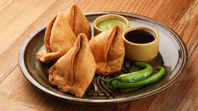 Punjabi samosa and chutney plate