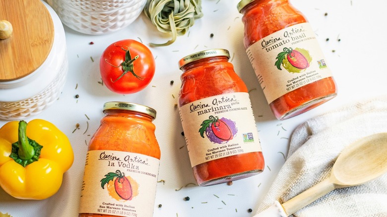 cucina antica sauce jars