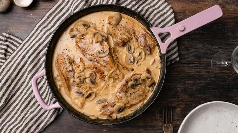 Creamy smothered pork chops