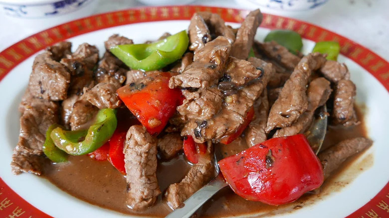 Beef in black bean sauce