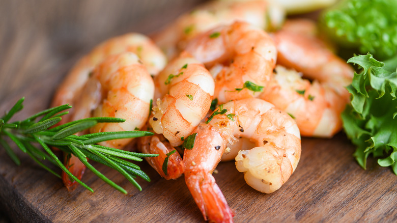 Grilled shrimp on wooden board