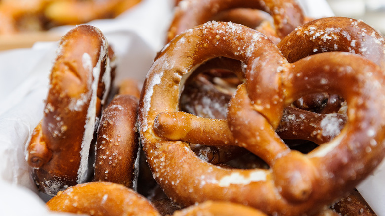 Soft baked pretzels in basket