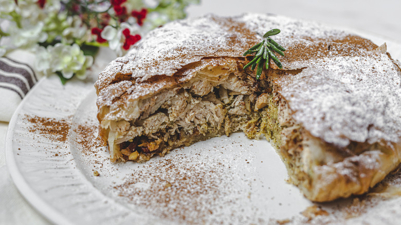 Moroccan pastilla white plate 