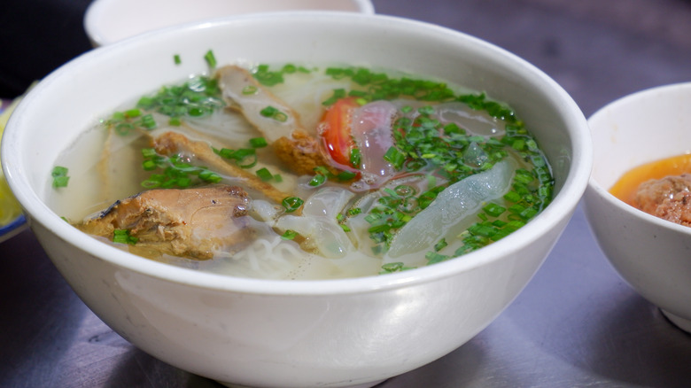 bowl of soupy bánh canh 