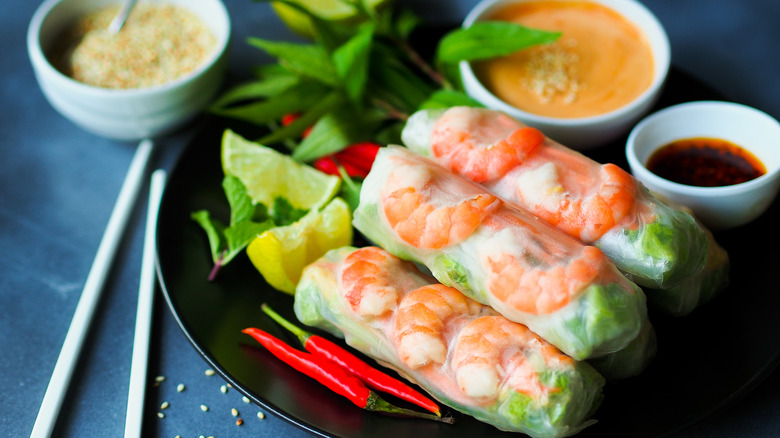 spring rolls with shrimp 