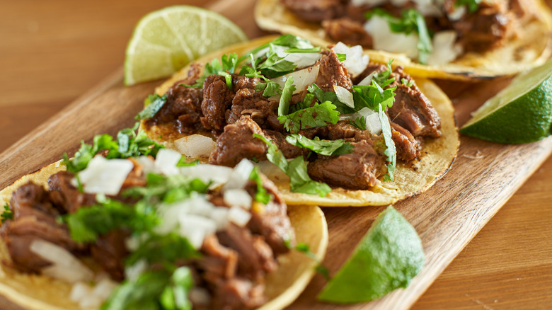 Carne asada tacos with lime