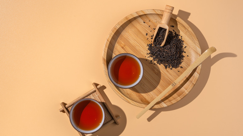 pu-erh tea in cups