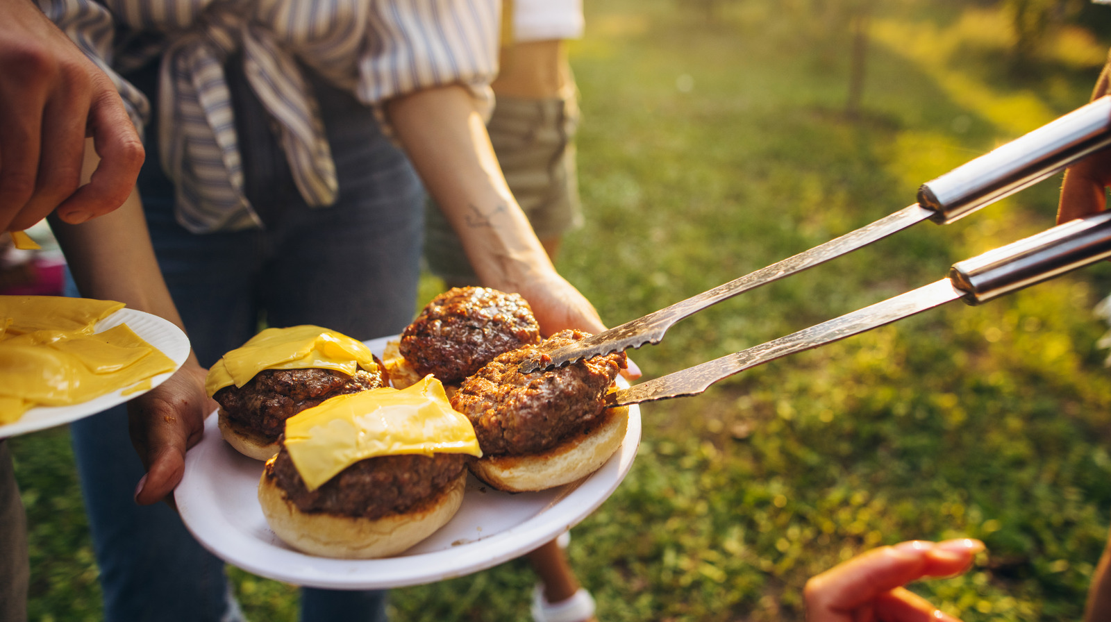 15 Underrated Cheeses You Should Be Melting On Top Of Burgers This ...