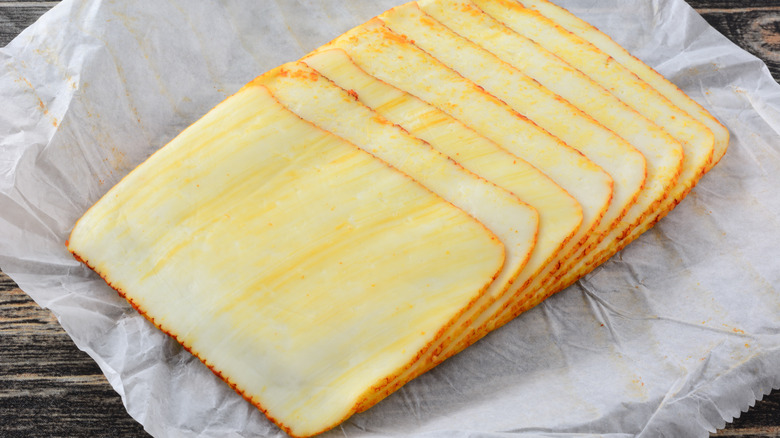 slices of muenster cheese