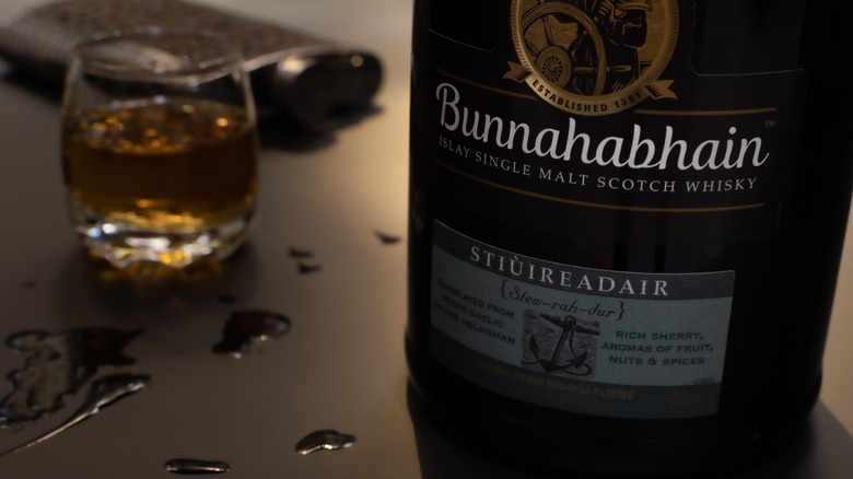 Bottle of Bunnahabhain Stiùireadair