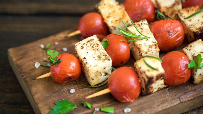 tomato and halloumi skewers