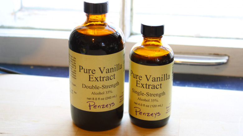 Penzey's extract selection