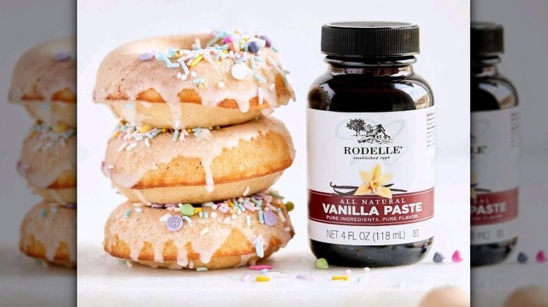 Rodelle vanilla extract