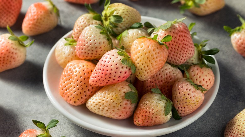 bowl of pineberries