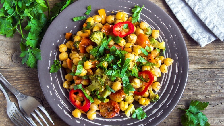 Moroccan chickpea salad