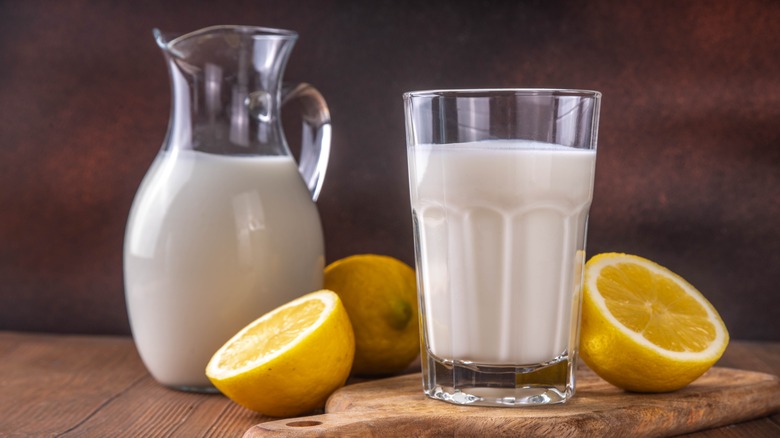 Homemade buttermilk, pitcher, glass, lemons