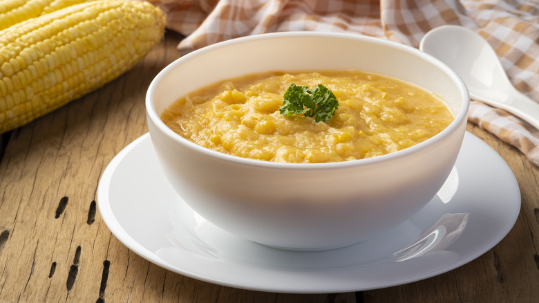 Pureed corn in bowl